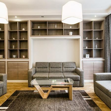 Apartment At Nagymezo بودابست المظهر الخارجي الصورة
