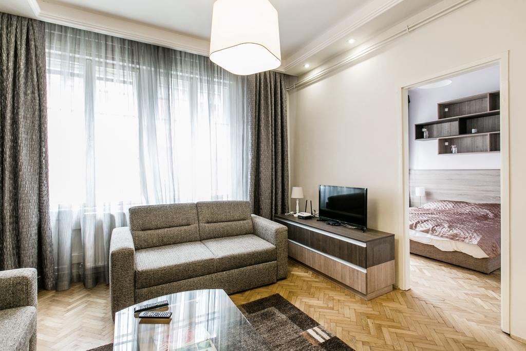 Apartment At Nagymezo بودابست المظهر الخارجي الصورة