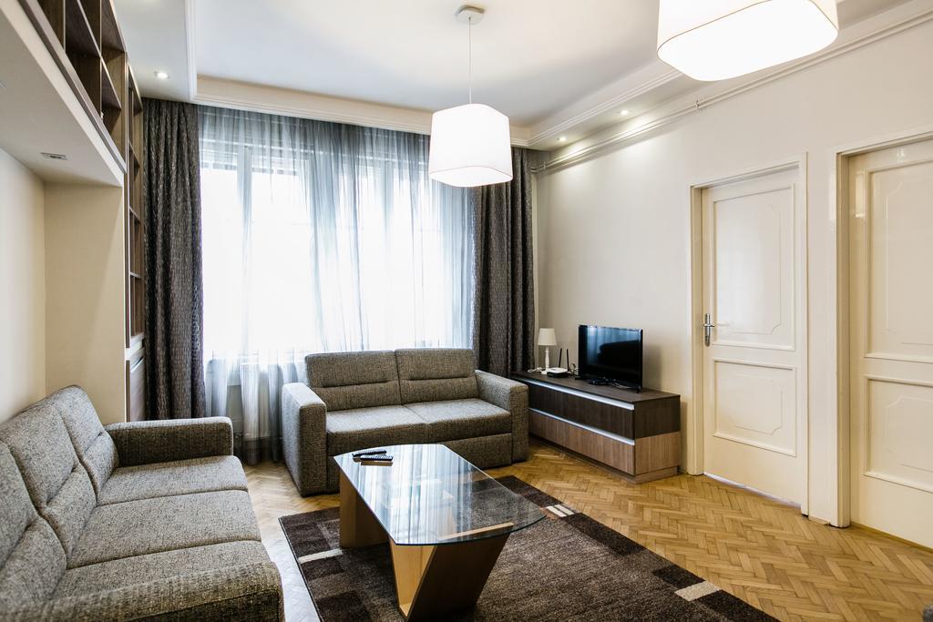 Apartment At Nagymezo بودابست المظهر الخارجي الصورة